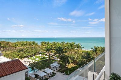 S-512 - 9001 Collins Ave, Condo with 3 bedrooms, 3 bathrooms and null parking in Surfside FL | Image 1