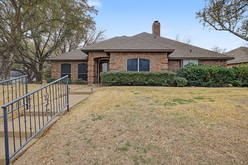 7513 Ramble Wood Trl, Fort Worth, TX, 76132-3507 | Card Image
