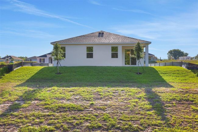 2932 Supermarine Loop, House other with 4 bedrooms, 2 bathrooms and null parking in TAVARES FL | Image 4