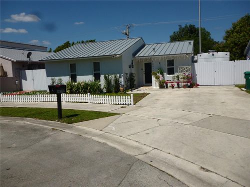 19372 Sw 119th Ct, Miami, FL, 33177-4393 | Card Image