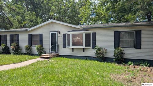 2010 W Cove Court, Lincoln, NE, 68522 | Card Image