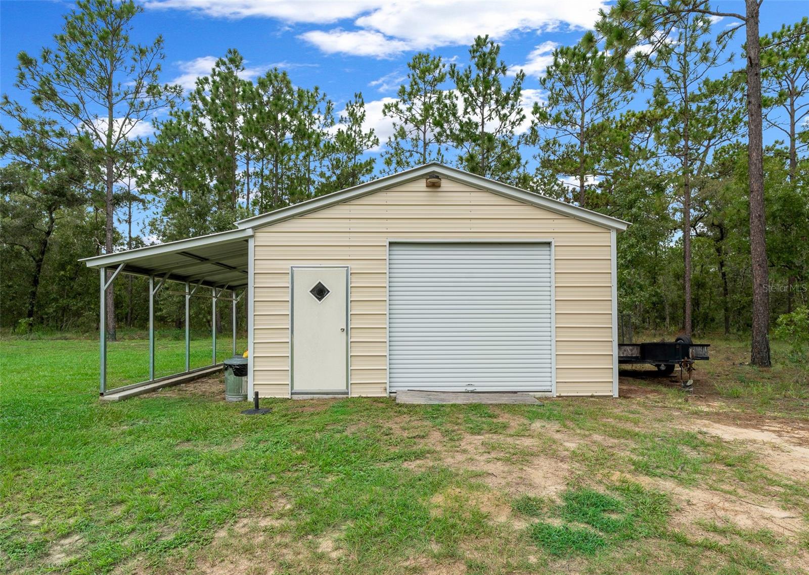 Residential in DUNNELLON 2