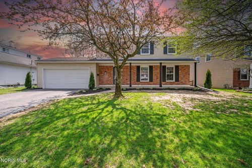 4901 Eastwick Dr, Toledo, OH, 43614-1816 | Card Image