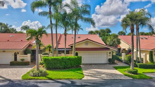 574 Emerald Way E, Deerfield Beach, FL, 33442 | Card Image