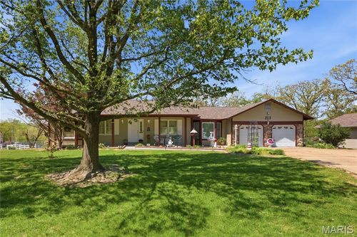 213 Lincoln Ln, Winfield, MO, 63389-3022 | Card Image