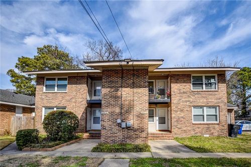 a-2912 Wesley St, Portsmouth, VA, 23707-1628 | Card Image