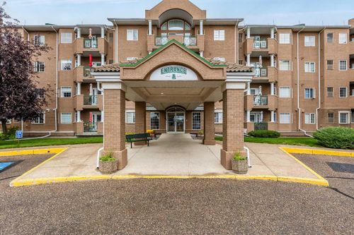 120-278 Park Meadows Dr Se, Medicine Hat, AB, T1B4J1 | Card Image