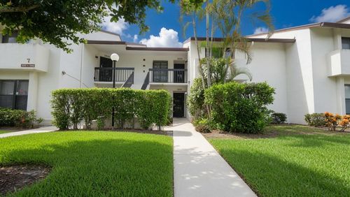 3555 Lucerne Park Dr, Lake Worth, FL, 33467 | Card Image