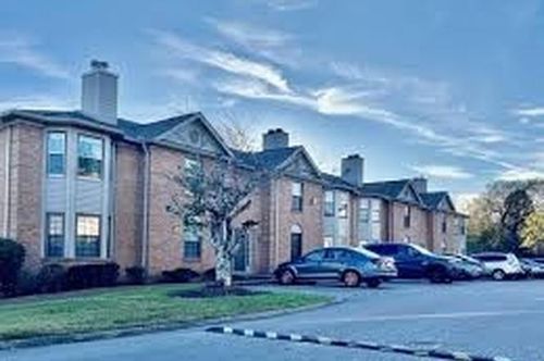211 Ellington Pl, Madison, TN, 37115-5154 | Card Image