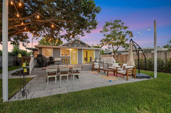 826 Se 4 Th Ave, House other with 2 bedrooms, 2 bathrooms and null parking in Delray Beach FL | Image 25