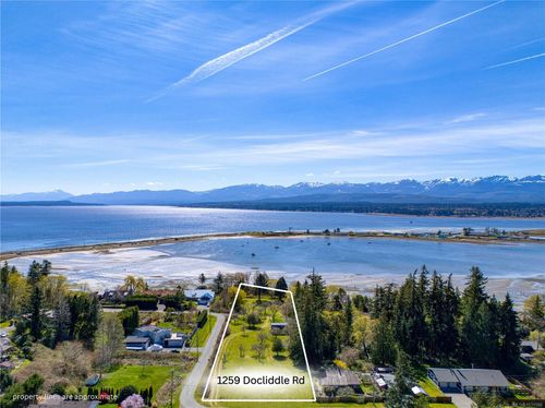1259 Docliddle Rd, Comox, BC, V9M2R4 | Card Image