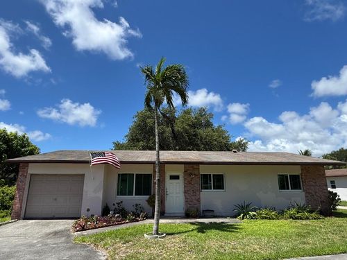 2615 Sw Natura Avenue, Deerfield Beach, FL, 33441 | Card Image