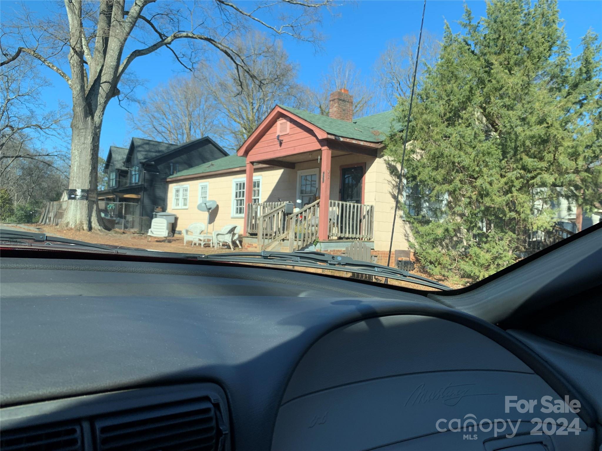 State St, Charlotte, NC 28208