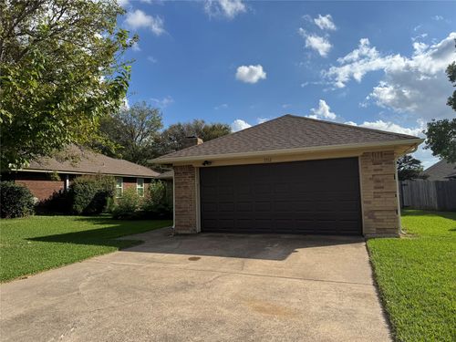 7512 Sean Dr, North Richland Hills, TX, 76182-4649 | Card Image