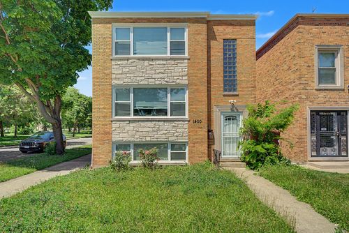 1400 N Lawler Ave, CHICAGO, IL, 60651-1517 | Card Image