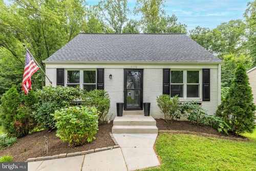5256 Sudberry Ln, WOODBRIDGE, VA, 22193-3463 | Card Image
