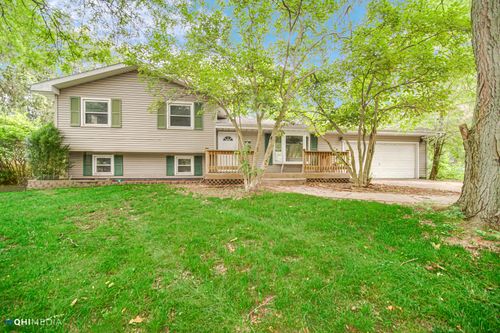 10473 N 493 E, DeMotte, IN, 46310-8979 | Card Image