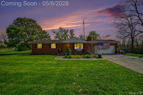 6230 E Bristol Rd, Burton, MI, 48519-1741 | Card Image