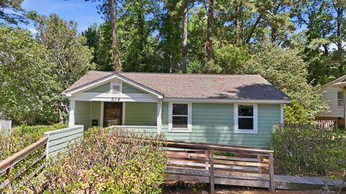 514 Bracken St, Sanford, NC, 27330-3810 | Card Image