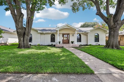 7330 Alto Caro Dr, Dallas, TX, 75248-4243 | Card Image