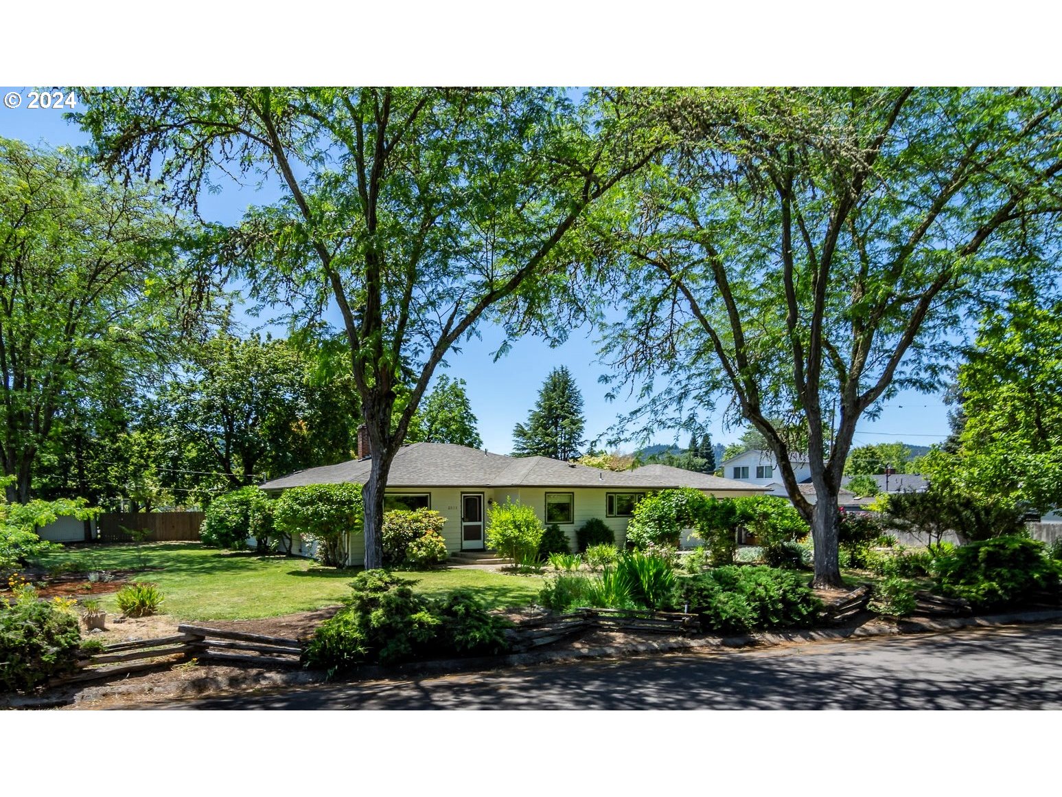 Oriole Dr, Roseburg, OR 97471