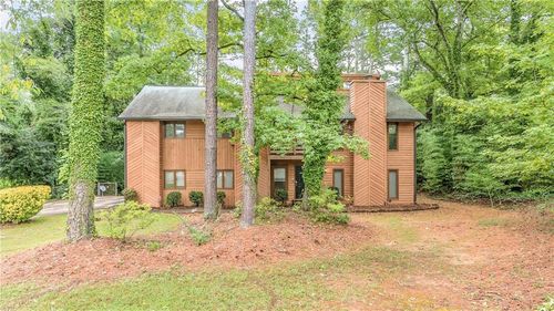 3896 Willow Ridge Ct, Douglasville, GA, 30135-2735 | Card Image