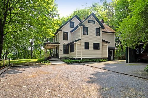 90 Indian Trail Ave, Irondequoit, NY, 14622-3307 | Card Image