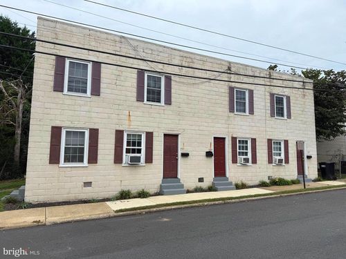 529 Hanover St, FREDERICKSBURG, VA, 22401-5711 | Card Image