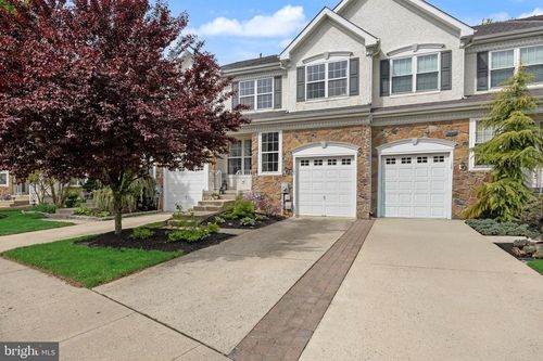 105 Weaver Dr, MARLTON, NJ, 08053-5568 | Card Image