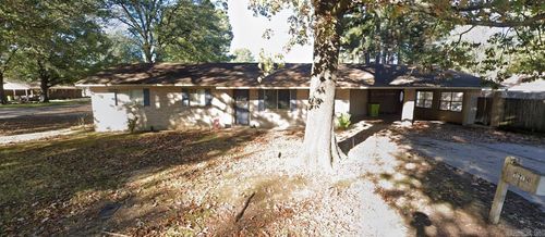 1210 W 16th St, Stuttgart, AR, 72160-5737 | Card Image