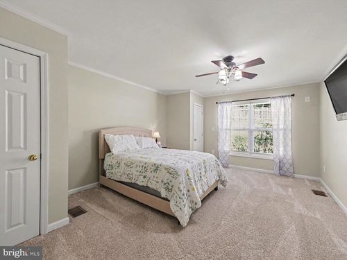 7462 Keith Rd, WARRENTON, VA, 20186-9541 | Card Image