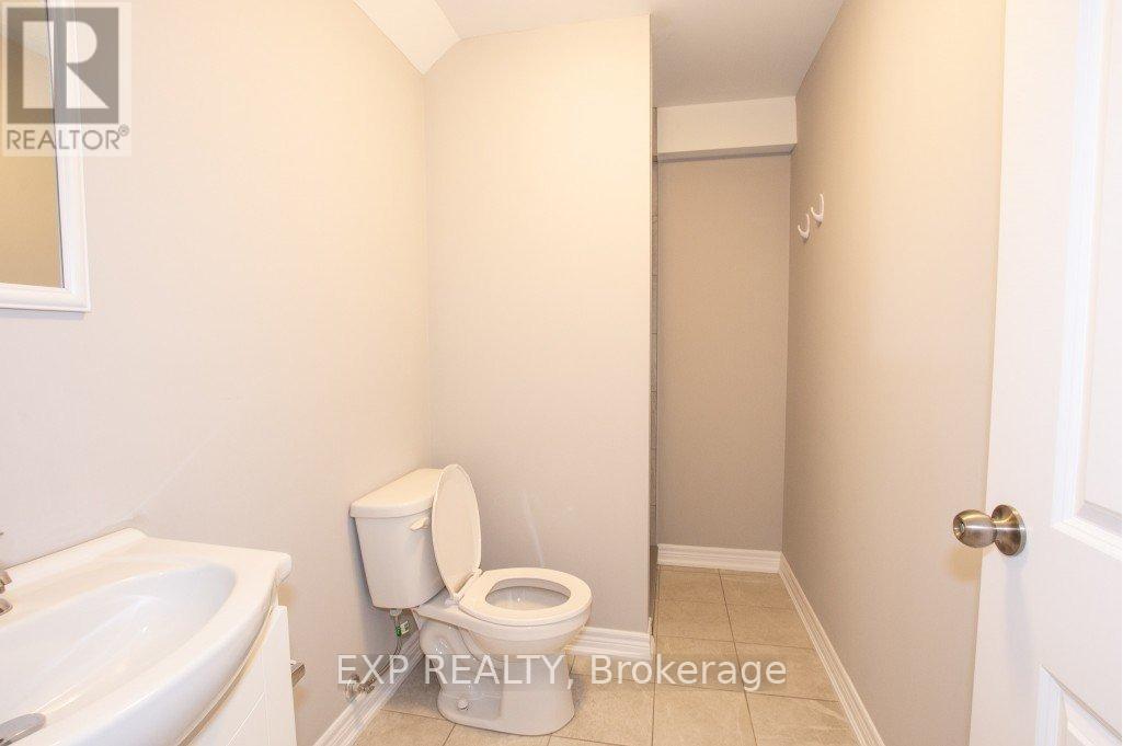 Residential Lease in St. Catharines (Burleigh Hill) 3