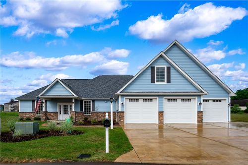 314 Nicklaus Ct, Grove City, PA, 16127-3460 | Card Image