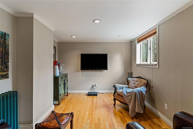 1023 St Charles St, House other with 3 bedrooms, 3 bathrooms and 6 parking in Victoria BC | Image 23