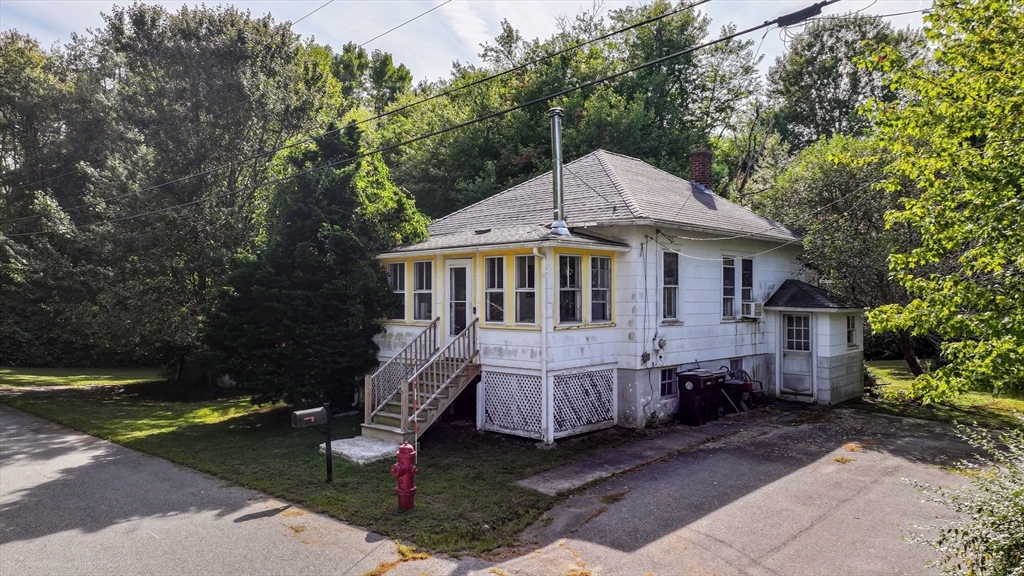 Elswick St, North Dartmouth, MA 02747