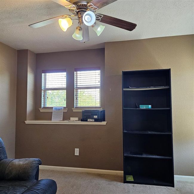 11727 Madison Oak St, House other with 3 bedrooms, 3 bathrooms and 2 parking in Houston TX | Image 15