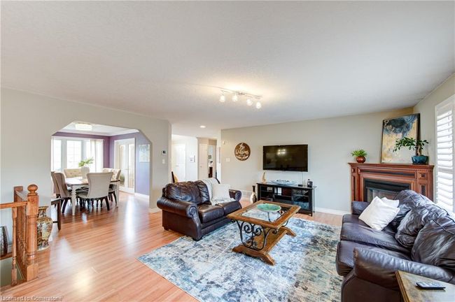 7 Burnside Dr, House other with 4 bedrooms, 3 bathrooms and 9 parking in Ayr ON | Image 7