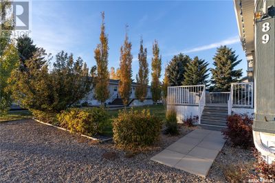 89 Prairie Sun Crt, House other with 3 bedrooms, 2 bathrooms and null parking in Swift Current SK | Image 2