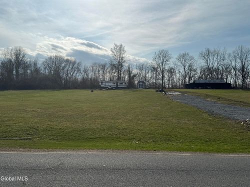 11 Green Barn Rd, Hudson Falls, NY, 12839-4000 | Card Image