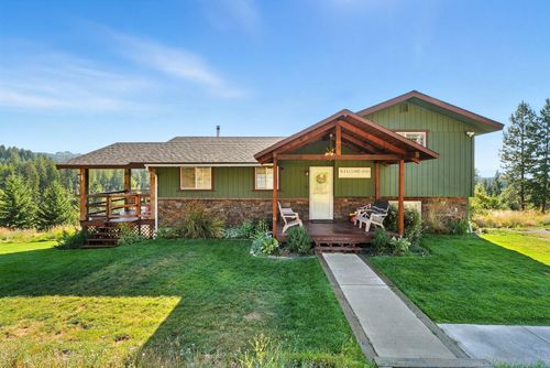 1721 Kirkpatrick Rd, Elk, WA, 99009-9535 | Card Image