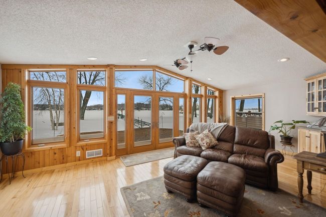 1867 Beach Dr Se, House other with 2 bedrooms, 2 bathrooms and null parking in Forest Lake MN | Image 18