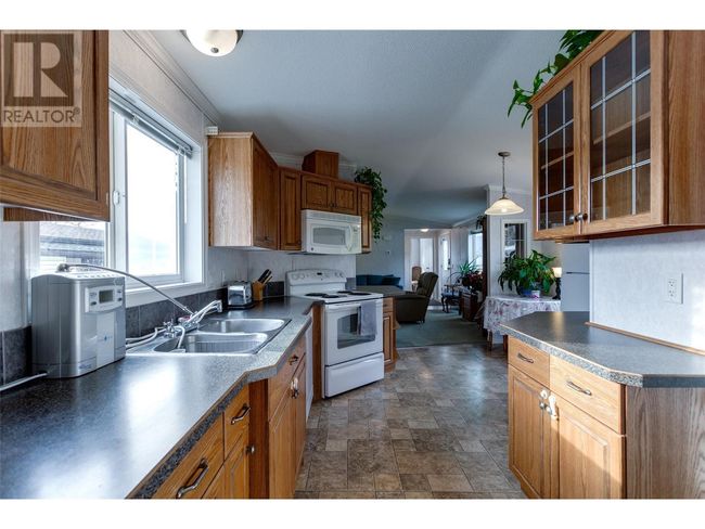 83 - 9020 Jim Bailey Rd, House other with 2 bedrooms, 2 bathrooms and 2 parking in Kelowna BC | Image 17