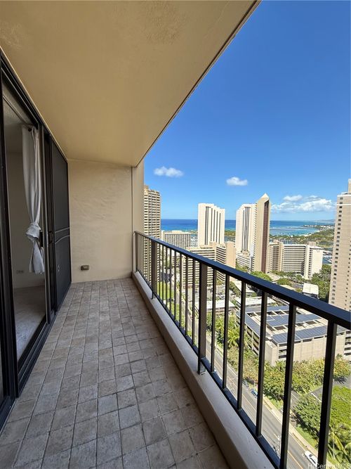 apt-3106-411 Hobron Ln, Honolulu, HI, 96815-1218 | Card Image