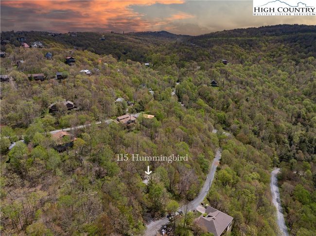 115 Hummingbird Ln, House other with 4 bedrooms, 2 bathrooms and null parking in Beech Mountain NC | Image 7
