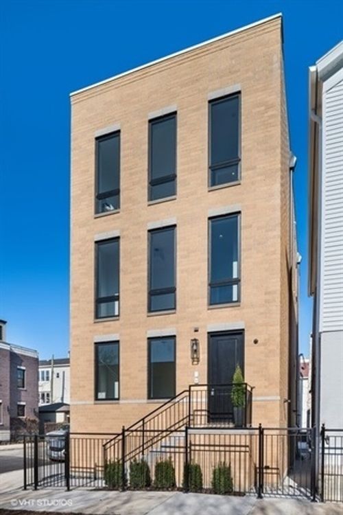 3-1244 W Huron St, Chicago, IL, 60642-5727 | Card Image