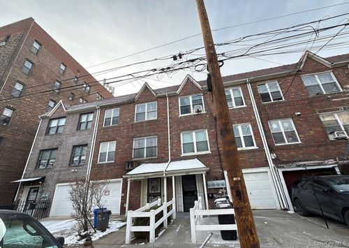 40-26 Benham St, Elmhurst, NY, 11373 | Card Image