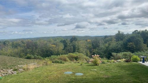 911 Valley Rd, Washington, NH, 03280-3121 | Card Image