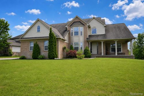 4890 Spring Meadow Dr, Clarkston, MI, 48348-5155 | Card Image