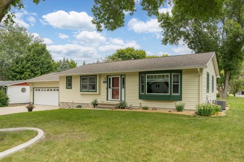 200 Blace Ave, Eagle Lake, MN, 56024-9603 | Card Image