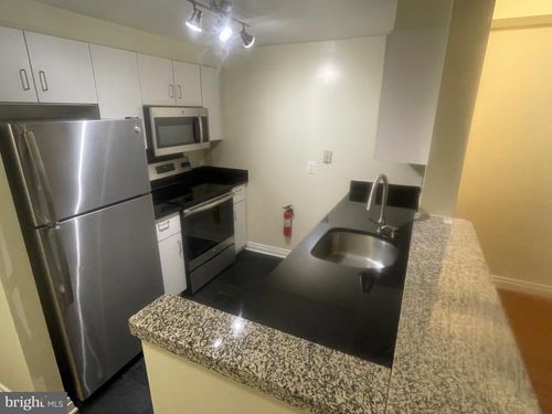 102-2301 N St Nw, WASHINGTON, DC, 20037-1129 | Card Image
